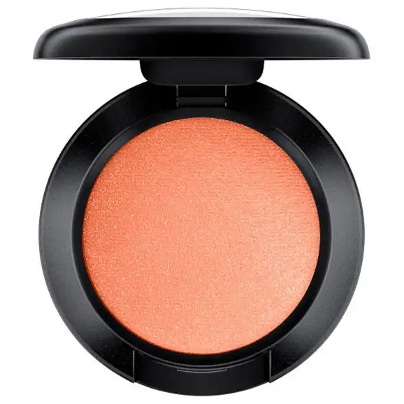 MAC Cosmetics Frost Single Eyeshadow Suspiciously Sweet 4 MAC Cosmetics Frost Single Eyeshadow Suspiciously Sweet - Bilde 2