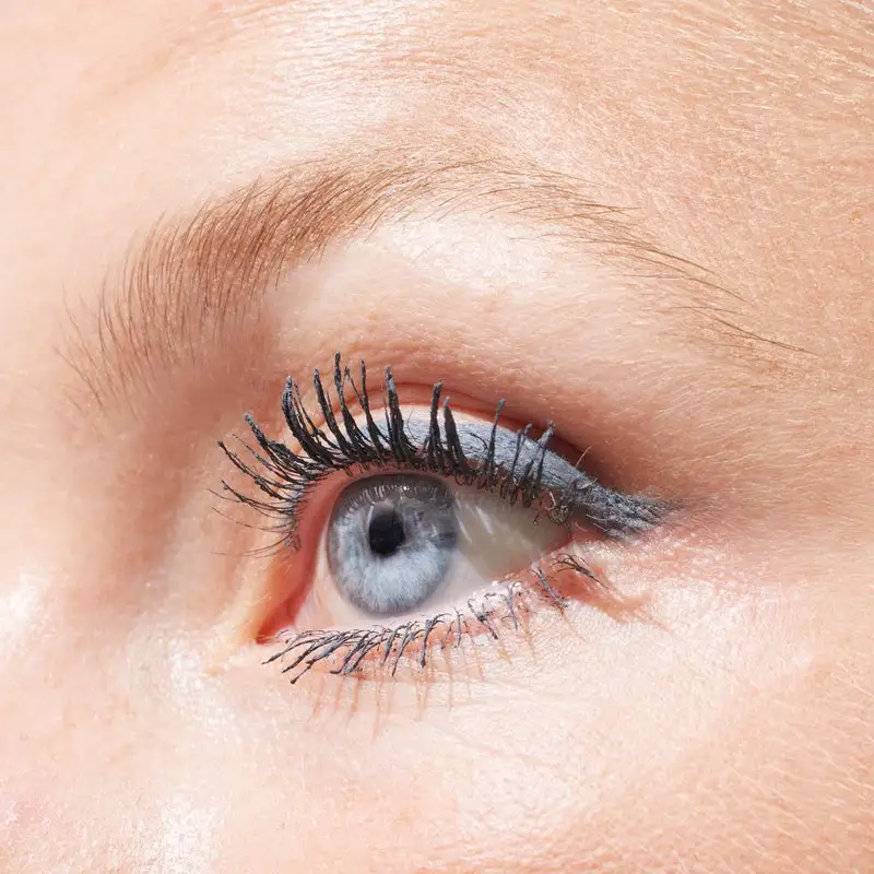 GOSH Matte Eye Liner Classic Grey 017 4 GOSH Matte Eye Liner Classic Grey 017 - Bilde 2