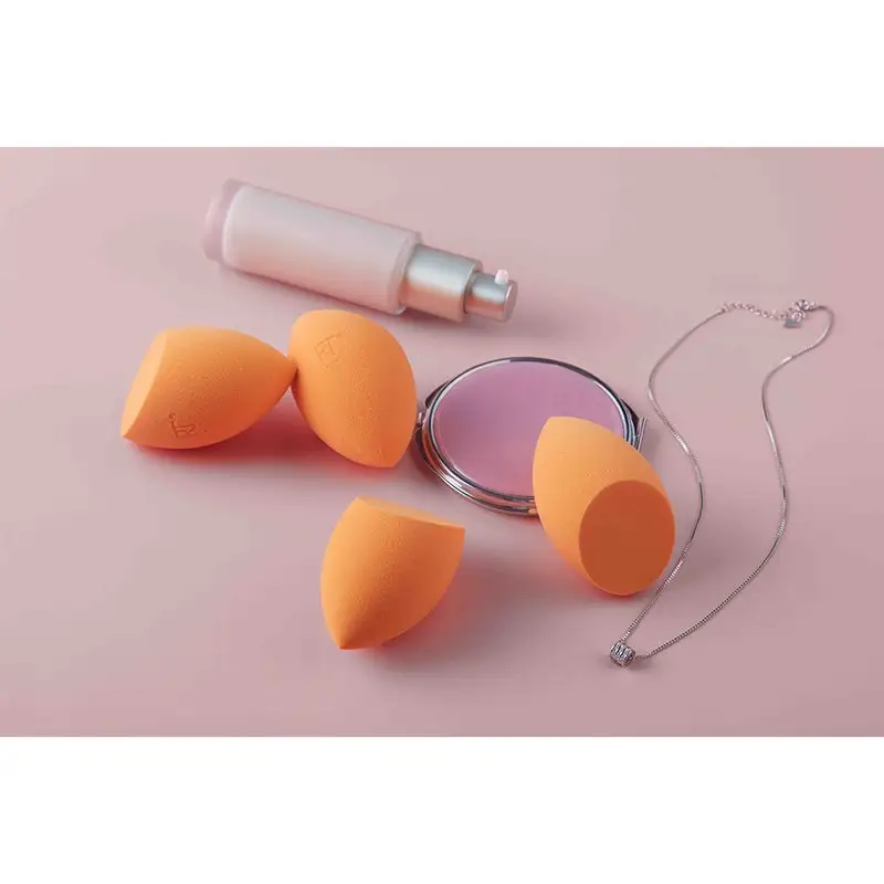 Real Techniques Miracle Complexion Sponges 4 Pcs 3 Real Techniques Miracle Complexion Sponges 4 Pcs