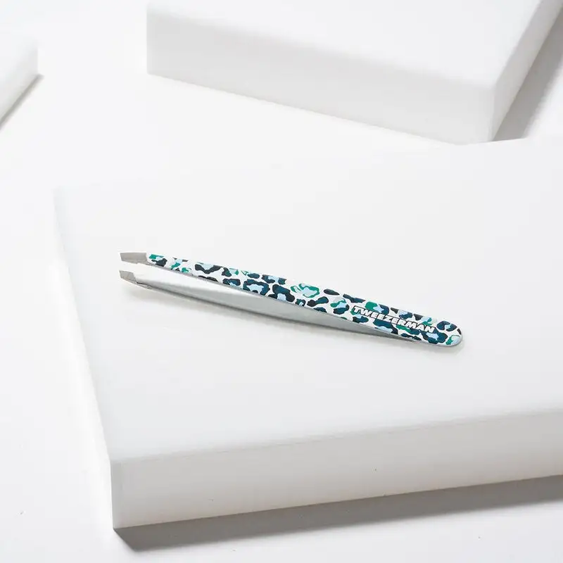 Tweezerman Slant Tweezer Leopard Print 4 Tweezerman Slant Tweezer Leopard Print - Bilde 2