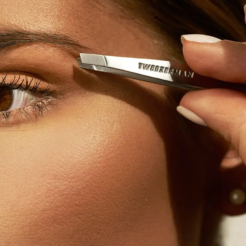 Tweezerman Mini Slant Tweezer Classic Stainless 3 Tweezerman Mini Slant Tweezer Classic Stainless