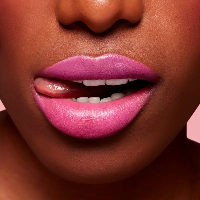 MAC Cosmetics Lustreglass Lipstick 11 Do Not Disturb 5 MAC Cosmetics Lustreglass Lipstick 11 Do Not Disturb - Bilde 3