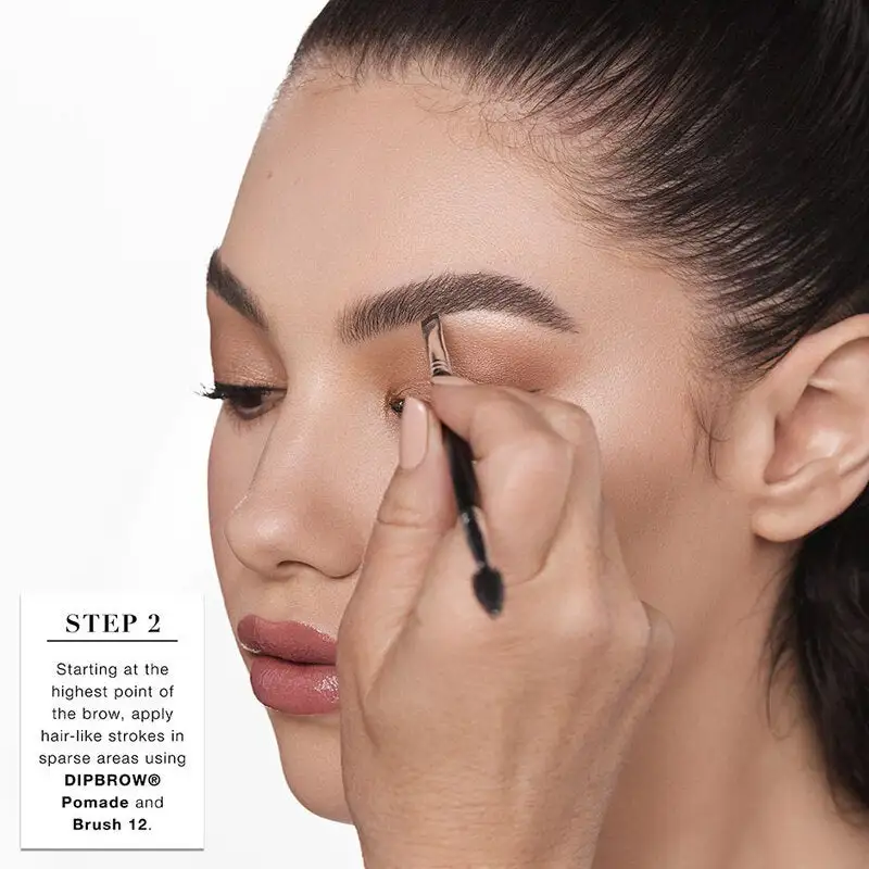 Anastasia Beverly Hills Dipbrow Pomade Granite 6 Anastasia Beverly Hills Dipbrow Pomade Granite - Bilde 4